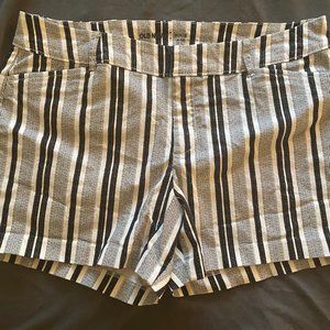 Old Navy Pixie Short